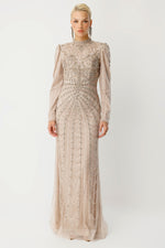 Resmi Galeri görüntüleyiciye yükleyin, Platin Işıltı Taş İşlemeli Gold Tesettür Gece Elbisesi