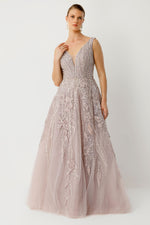 Load image into Gallery viewer, The Radiance of Elegance: Long Evening Dress with Crystal Details
