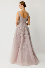 Load image into Gallery viewer, The Radiance of Elegance: Long Evening Dress with Crystal Details