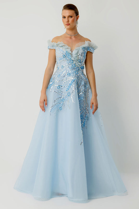 Princess-Style Blue Dress with Sparkling Embroidery Details