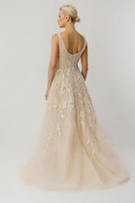 Load image into Gallery viewer, The Radiance of Elegance: Long Evening Dress with Crystal Details