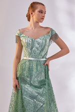 Resmi Galeri görüntüleyiciye yükleyin, Etek Fırfırlı Omuz Boncuk Detaylı Abiye