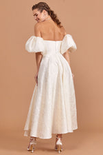 Resmi Galeri görüntüleyiciye yükleyin, Kolluk Detaylı Hareketli Straplez Elbise