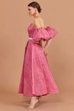 Resmi Galeri görüntüleyiciye yükleyin, Kolluk Detaylı Hareketli Straplez Elbise