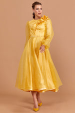 تحميل الصورة في عارض المعرض، فستان سهرة بحجاب بتفاصيل قماش لوركس