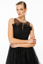 تحميل الصورة في عارض المعرض، فستان ميدي بتنورة توتو وحزام كتف من التول