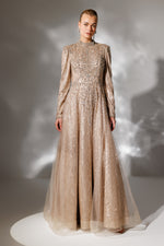 Resmi Galeri görüntüleyiciye yükleyin, Işıltılı İşlemeli Hakim Yaka Uzun Kollu Tesettür Abiye Elbise