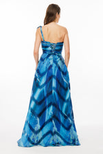 تحميل الصورة في عارض المعرض، فستان سهرة بفتحة كتف واحدة