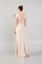 Resmi Galeri görüntüleyiciye yükleyin, Omuz Detaylı Kat Etekli ve Yırtmaçlı Abiye