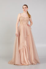 تحميل الصورة في عارض المعرض، فستان بأحزمة كتف مطرزة بدقة مع تنورة توتو