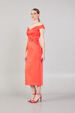 تحميل الصورة في عارض المعرض، فستان سهرة بتفاصيل تطريز