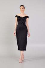 تحميل الصورة في عارض المعرض، فستان سهرة بتفاصيل تطريز