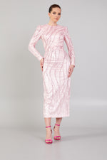 تحميل الصورة في عارض المعرض، موديل السمكة فستان سهرة مطرز