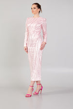 تحميل الصورة في عارض المعرض، موديل السمكة فستان سهرة مطرز