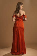 Resmi Galeri görüntüleyiciye yükleyin, Bel Büzgü Detaylı Göğüs İşlemeli Abiye