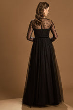 تحميل الصورة في عارض المعرض، فستان سهرة مطرز بالتفاصيل