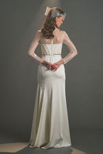 تحميل الصورة في عارض المعرض، فستان سهرة بطبقات من الدانتيل