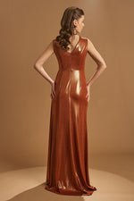 تحميل الصورة في عارض المعرض، فستان سهرة بتفاصيل خصر من قماش لوركس