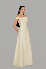 تحميل الصورة في عارض المعرض، فستان سهرة بدون حمالات مطرز على الصدر