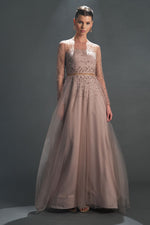 تحميل الصورة في عارض المعرض، فستان سهرة مطرز بالتفاصيل