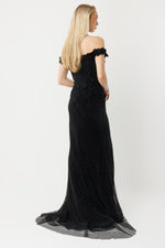 Load image into Gallery viewer, Off-the-shoulder long evening dress with appliqué and slit.