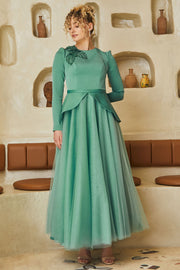 Yaka Detaylı Tül Etekli Tesettür Abiye