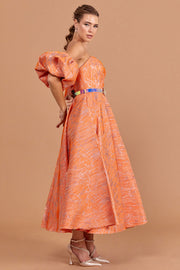 Kolluk Detaylı Hareketli Straplez Elbise