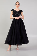 Load image into Gallery viewer, Zigzag Shoulder Detailed Tulle Skirt Dress
