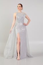 Load image into Gallery viewer, Rigid Collar Detailed Beaded Evening Dress
