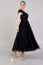 Load image into Gallery viewer, Zigzag Shoulder Detailed Tulle Skirt Dress
