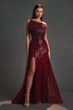 Load image into Gallery viewer, Rigid Collar Detailed Beaded Evening Dress
